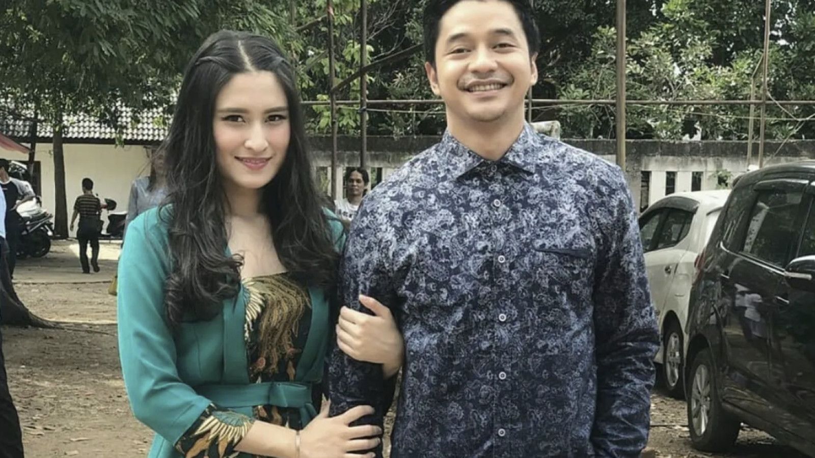 Perceraian Adly Fairuz dan Angbeen Rishi: Hak Asuh Anak Jatuh ke Tangan Ibu