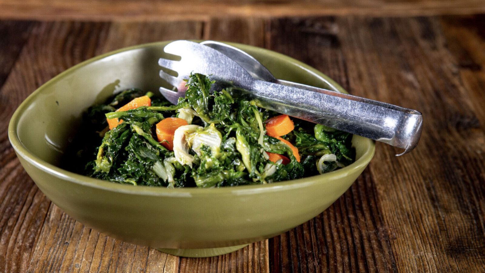 Resep Tumis Kangkung: Lezat Tanpa Rasa Pahit