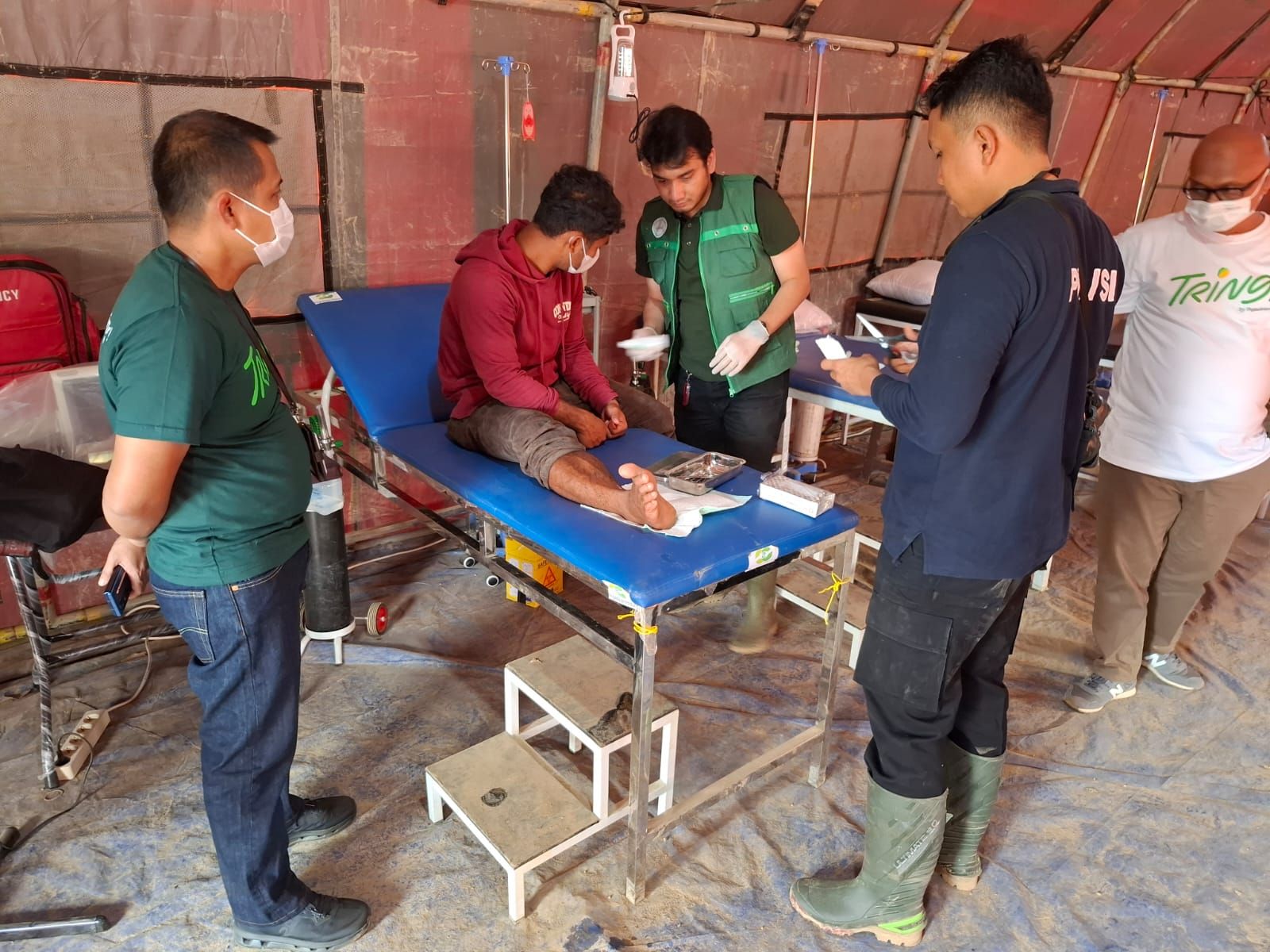 Tim Medis Polda Aceh Gerak Cepat Tangani Warga Terdampak Banjir Aceh Tamiang