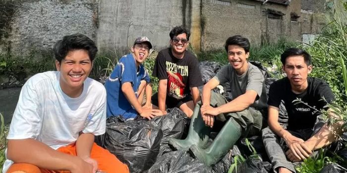 Dari Rakyat Untuk Rakyat. Aksi Patungan Beli Hutan Yang Sedang Viral di Media Sosial