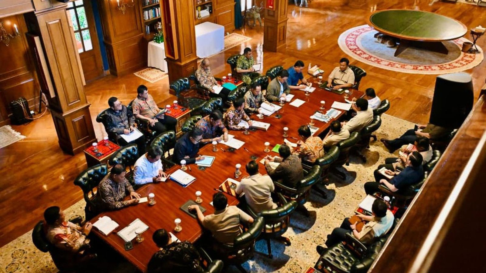Rapat Presiden Prabowo: Strategi Penanganan Bencana dan Kesiapan Libur Akhir Tahun