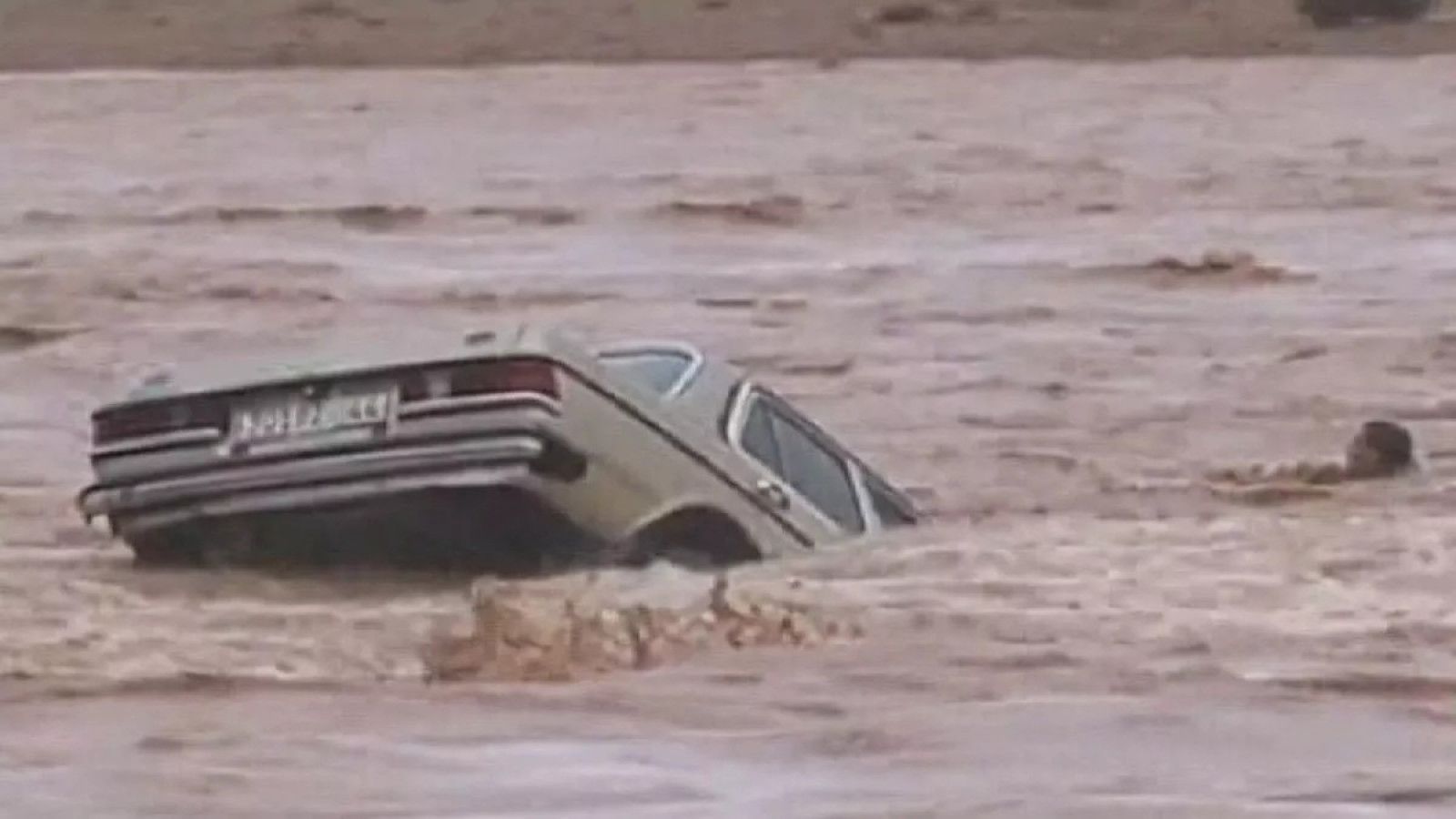 Banjir Bandang Melanda Kota Safi, Maroko: 37 Tewas dan Ribuan Terluka