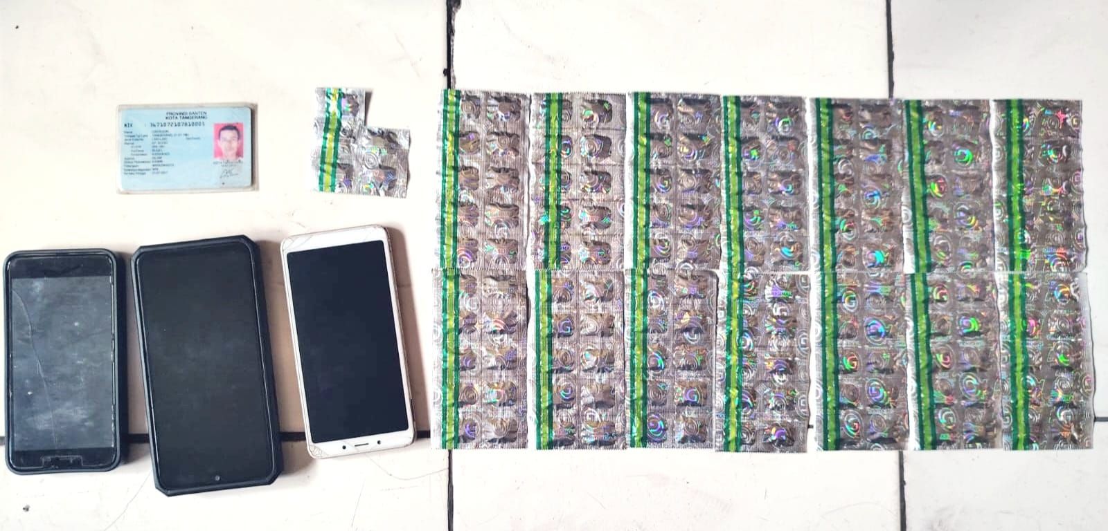 Polsek Jatiuwung Tangerang Bongkar Peredaran Obat Keras Daftar G