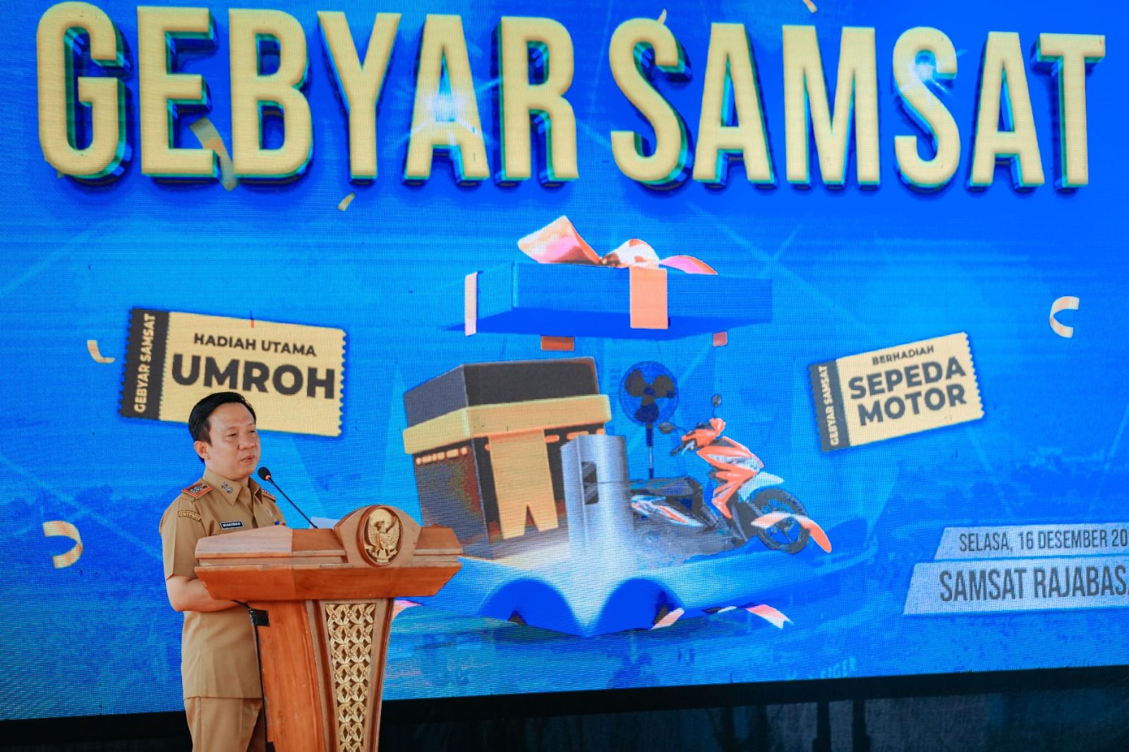 Masyarakat Lampung yang Taat Bayar Pajak Diberi Penghargaan