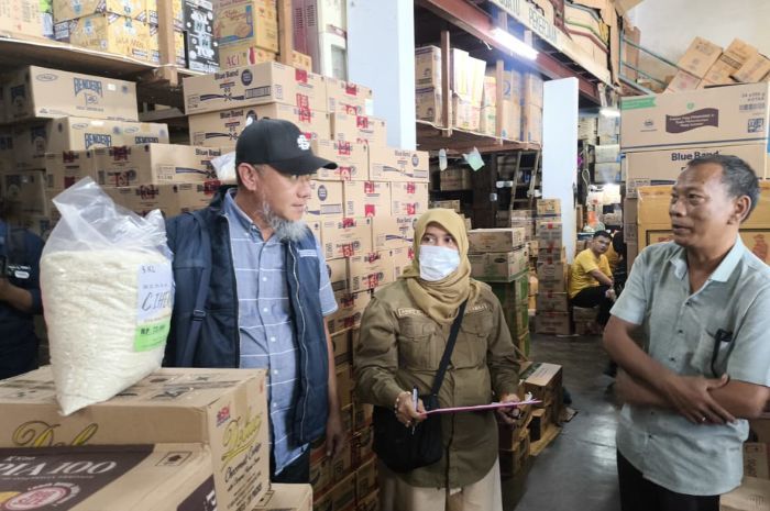 Sidak BBPOM Gorontalo Jelang Nataru: 917 Produk Kedaluwarsa Masih Mejeng di Etalase