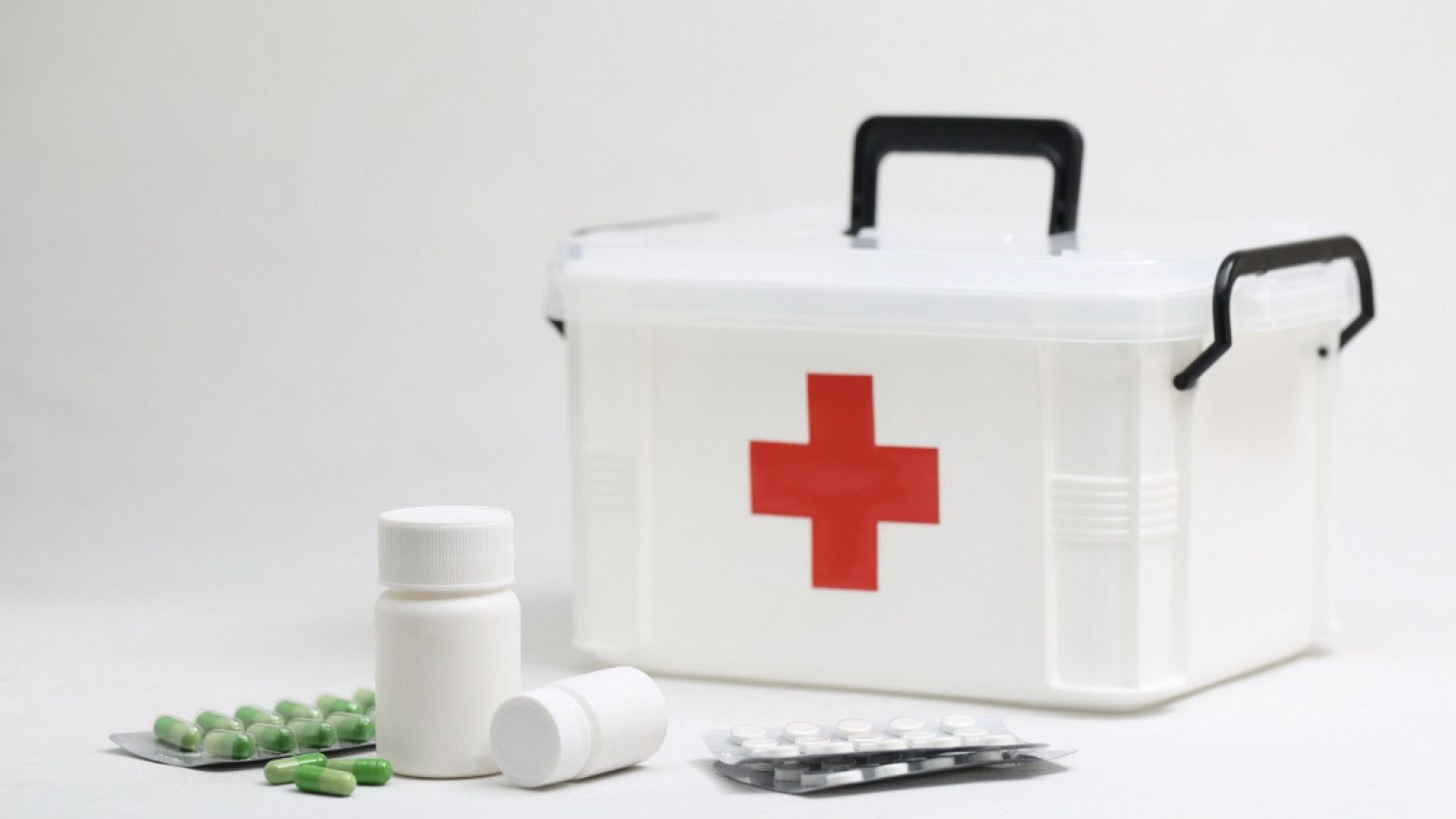 Panduan Penting Obat-obatan untuk Liburan Akhir Tahun