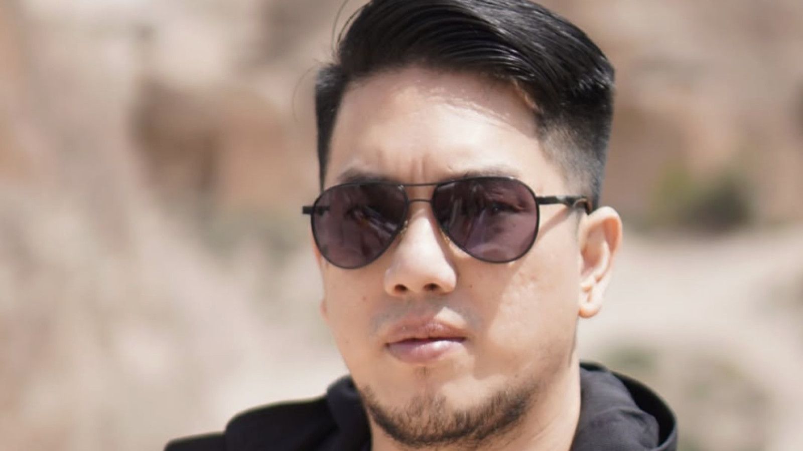 Arman Wosi Minta Maaf Usai Gugat Cerai Della Puspita