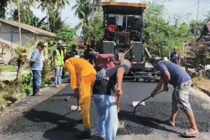 Jalan Rusak 20 Tahun di Luwu Utara Akhirnya Diperbaiki Berkat Bantuan Pemprov Sulsel
