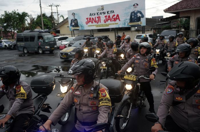 Polri Buka 2.903 Posko Selama Operasi Lilin 2025, Pastikan Keamanan Objek Wisata sampai Tempat Ibadah