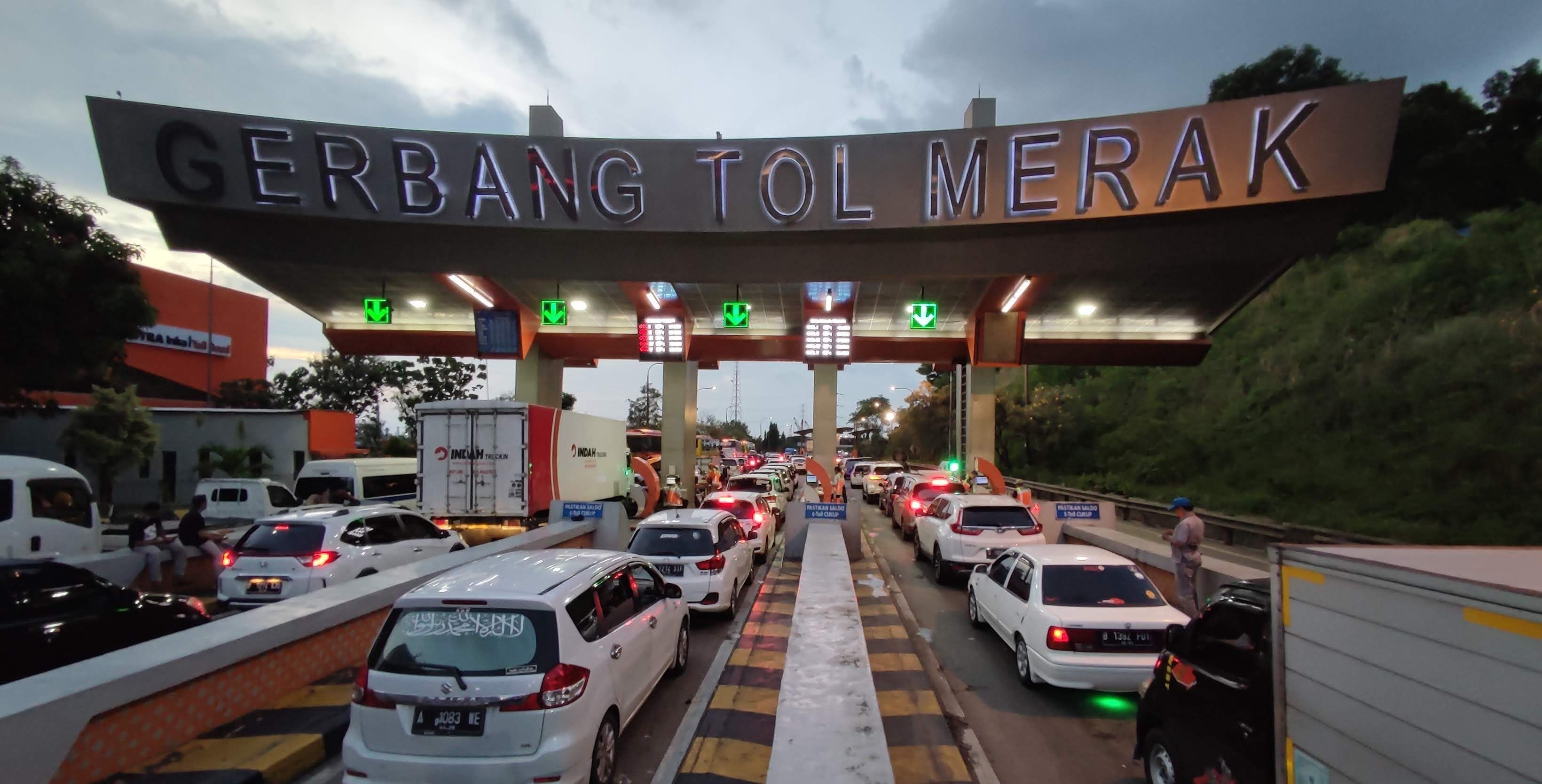 Volume Kendaraan Arus Balik Di Tol Taangerang Merak Mengalami Peningkatan Pada H+1 dan H+2