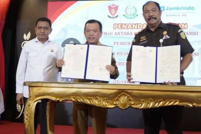 Pemprov Jambi dan Kejati Teken MoU Pelaksanaan Pidana Kerja Sosial