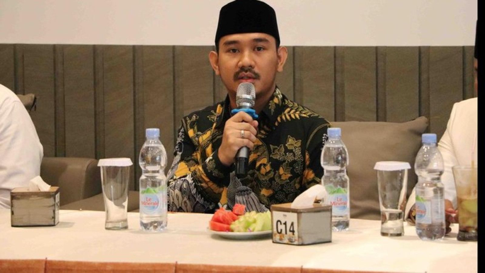 Bupati Bekasi dan Ayahnya Terlibat Kasus Korupsi Proyek Pemerintah