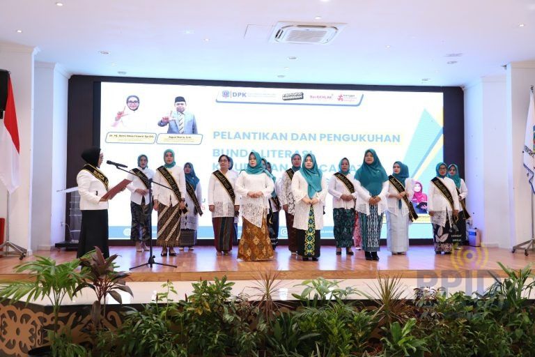 18 Bunda Literasi Bontang Resmi Dilantik, Diarahkan Hadapi Tantangan Era AI