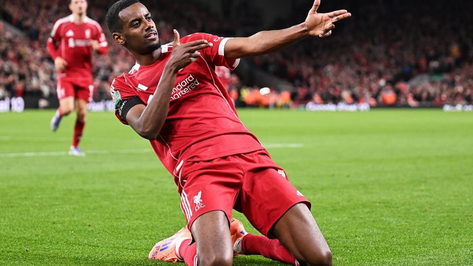 Operasi Cedera Pergelangan Kaki Alexander Isak: Liverpool Mencari Solusi