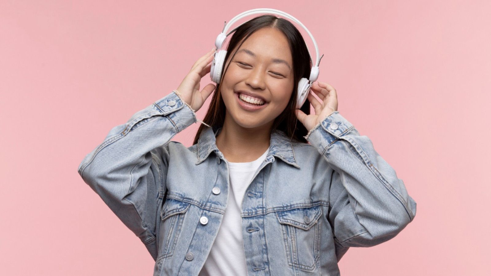 Menggali Makna Melodi: Peran Musik dalam Kehidupan Emosional dan Refleksi Diri