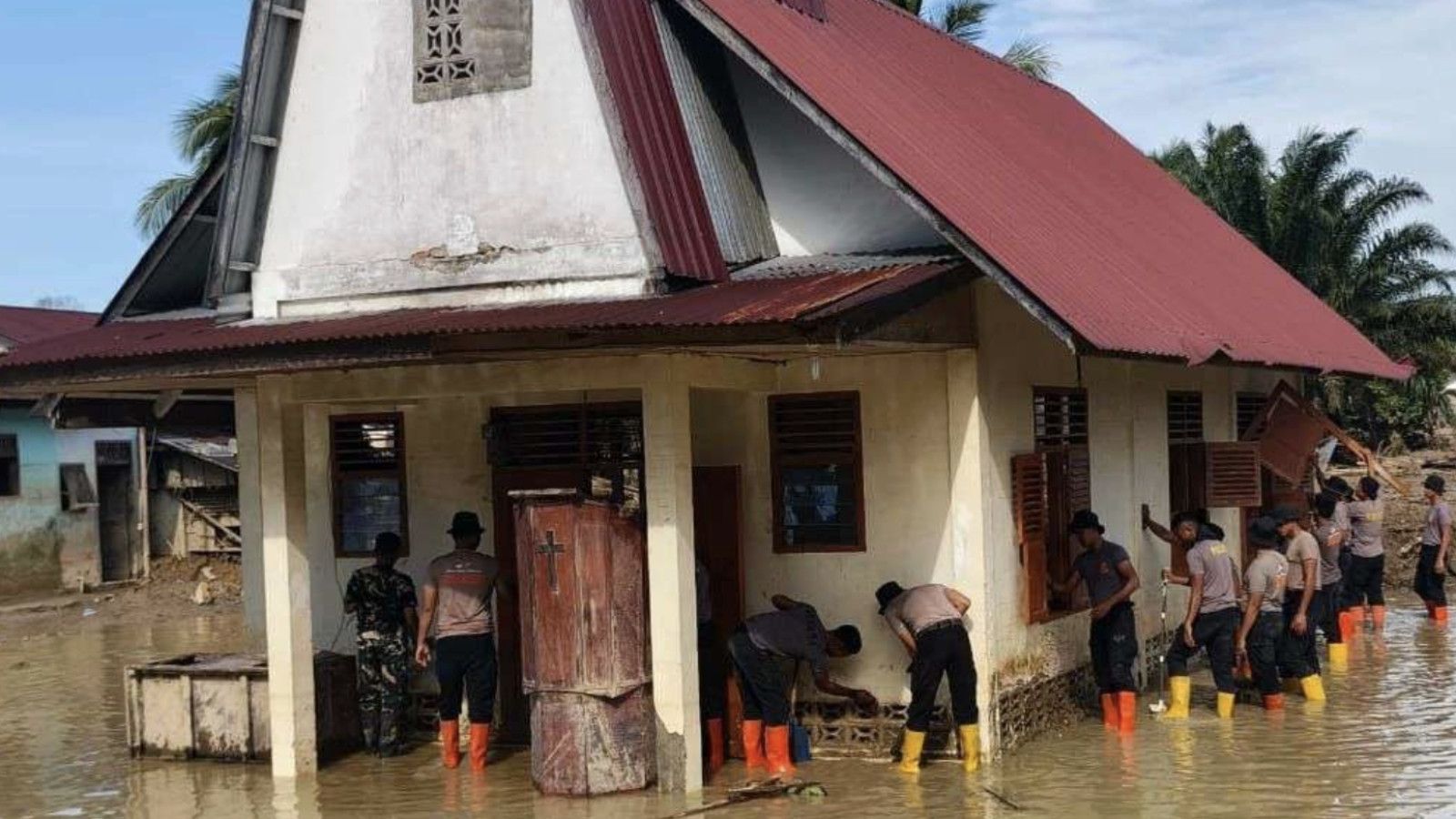 Polri Gencarkan Pemulihan Gereja di Sumatra Utara Menjelang Natal