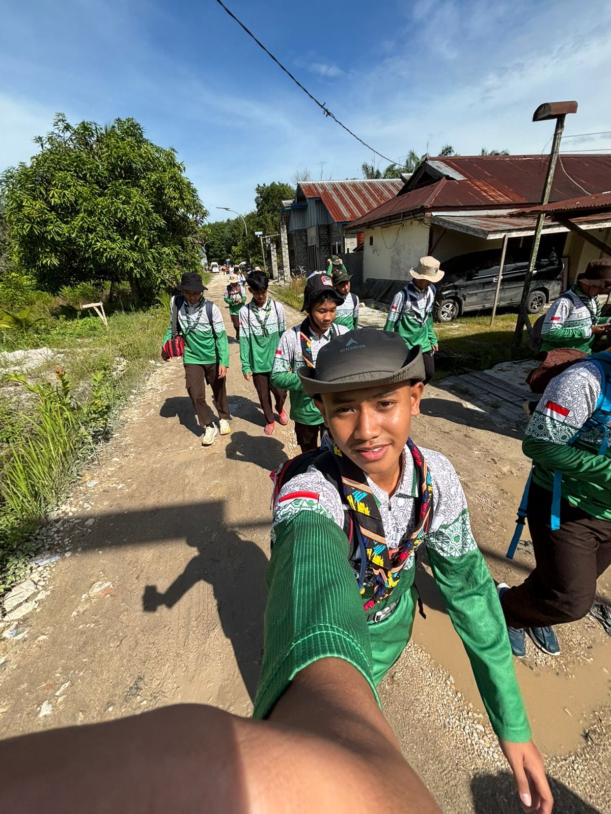Jejak Pengabdian 65 KM: Inilah Kisah Pramuka DHBS Menempa Diri di Rute Penajam-Balikpapan