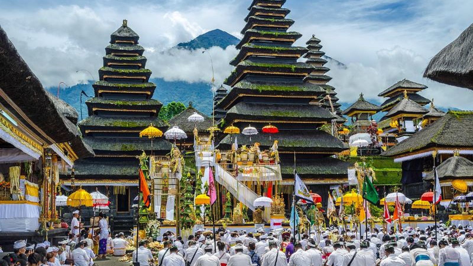 Bali Dihuni 20.000 Wisatawan Mancanegara Setiap Hari di Liburan Akhir Tahun