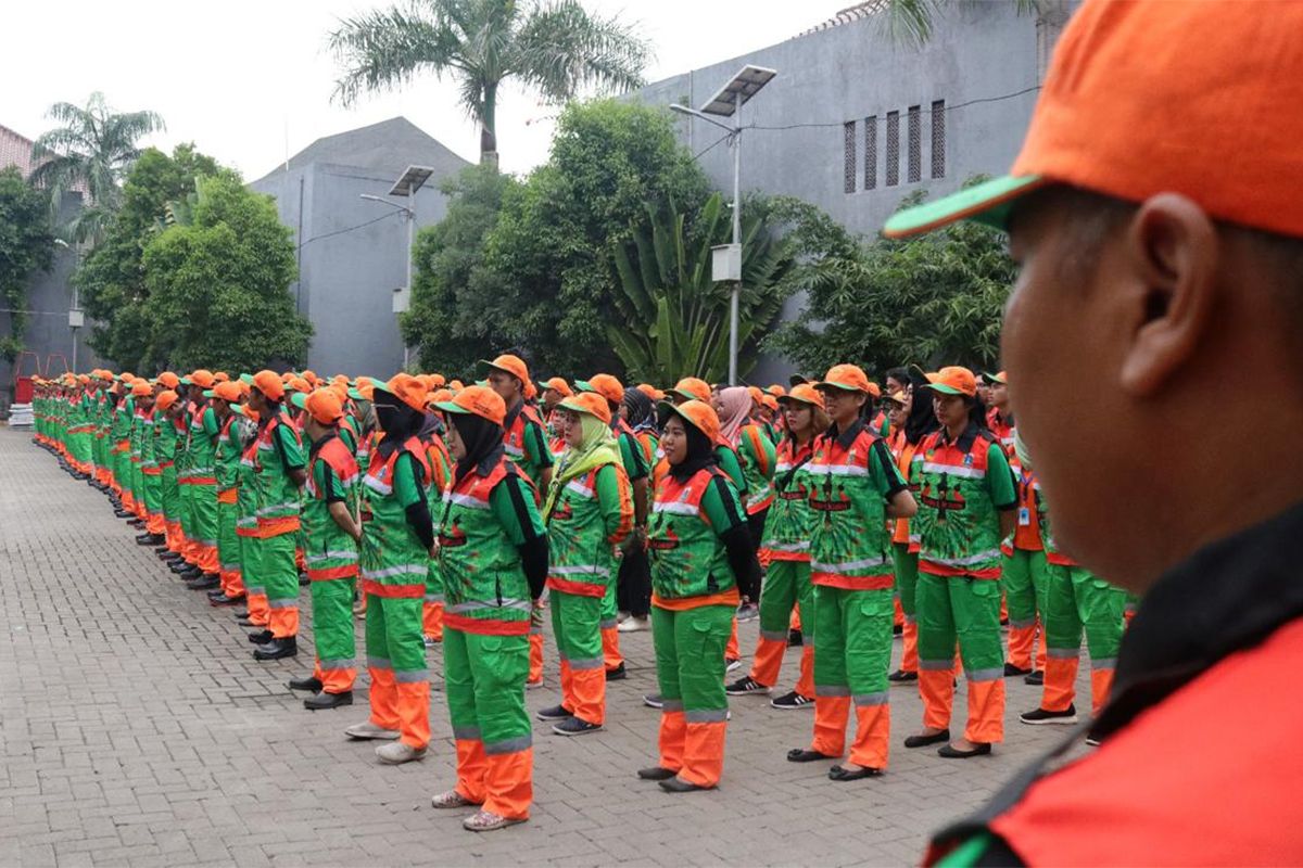 DLH DKI Siagakan Ribuan Petugas Kebersihan Selama Perayaan Natal