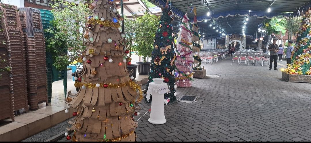 Natal 2025 di Gereja Baciro Jogja : Doa Khusus Untuk Bencana Sumatera dan Pohon Natal Barang Bekas