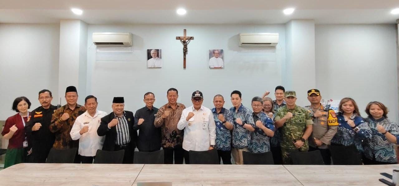 Amankan Ibadah Natal Kapolres Metro Tangerang Kota Bersama Forkopimda Lakukan Monitoring