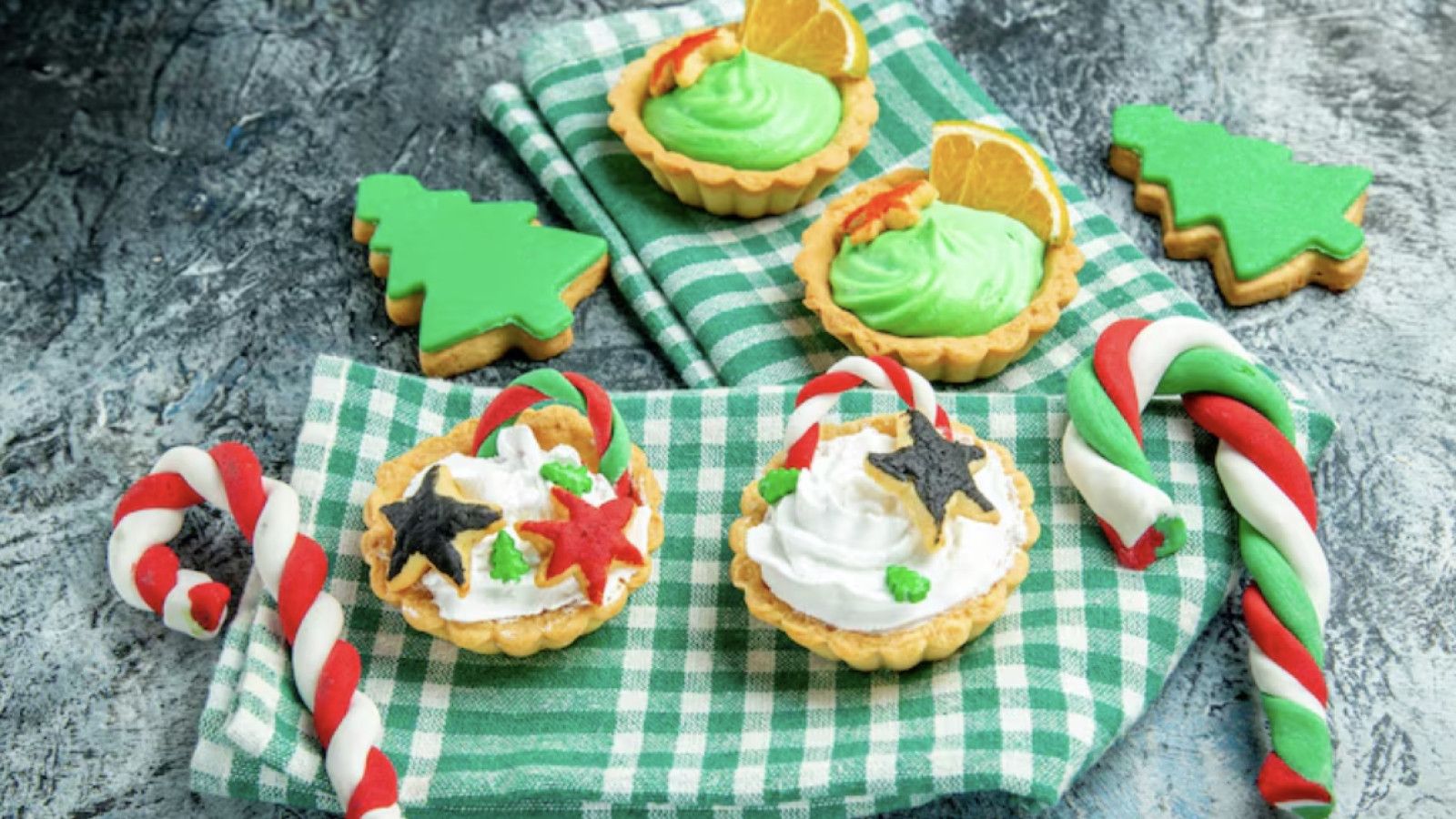 Perbandingan Kue Natal Kering dan Basah: Preferensi Keluarga di Indonesia
