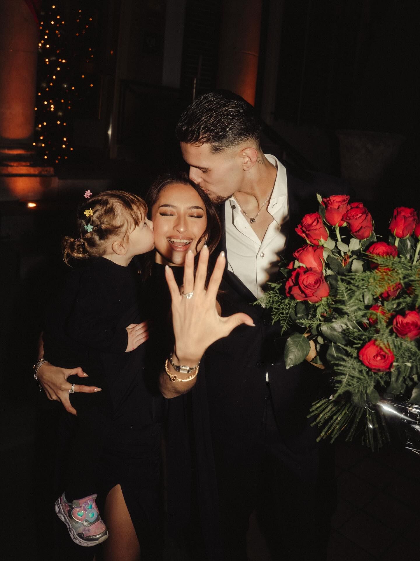 Mewah dan Penuh Makna, Ini Detail Cincin Tunangan Jennifer Coppen dari Justin Hubner