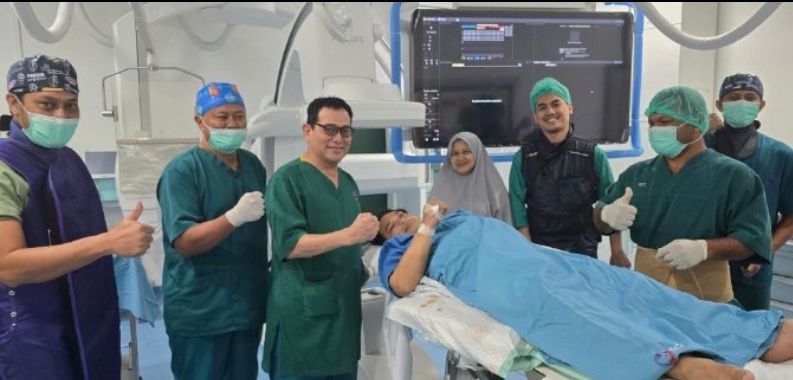 Relawan Medis Alami Serangan Jantung Saat Bantu Korban Banjir Aceh