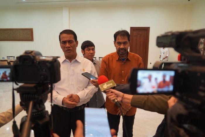 Mentan Amran Janji Pulihkan 89 Ribu Hektare Sawah Aceh Pascabanjir
