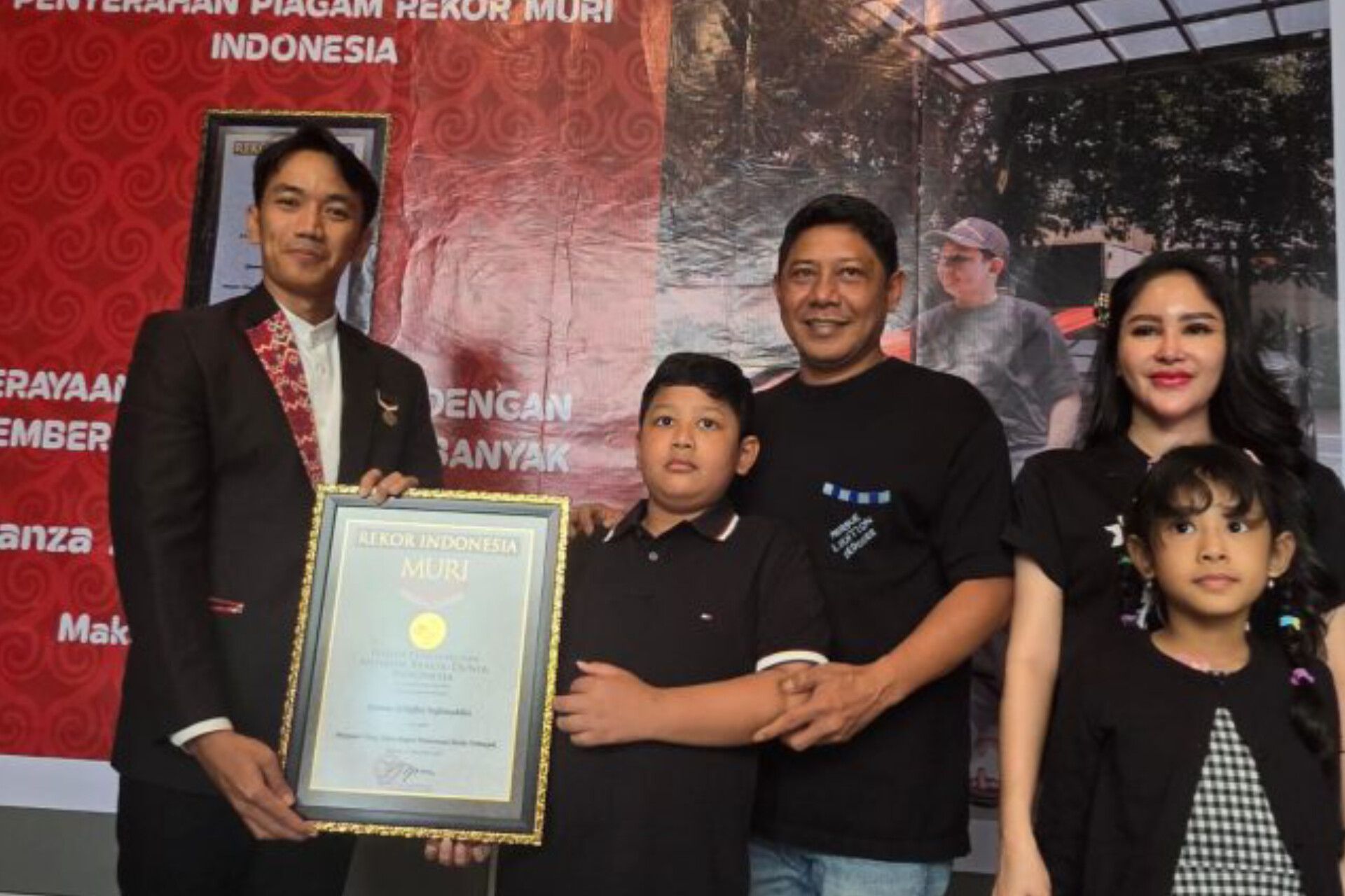 Diberitakan 211 Media, Perayaan Ulang Tahun Anak Pengusaha Makassar Raih Rekor MURI