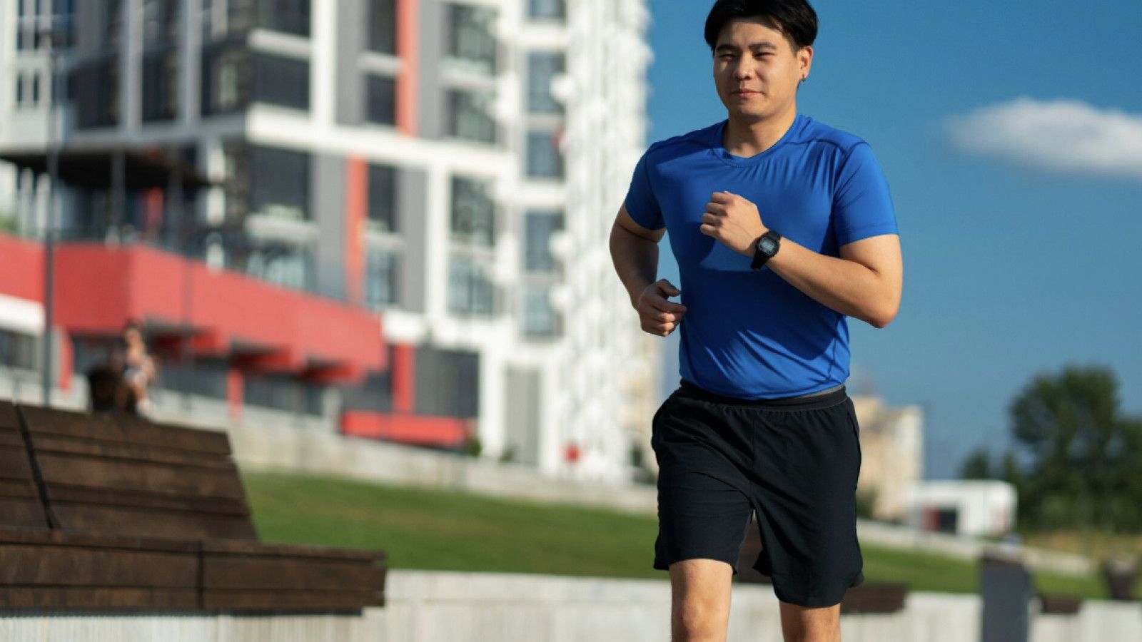 Mengelola Suhu Tubuh Saat Berolahraga di Cuaca Panas