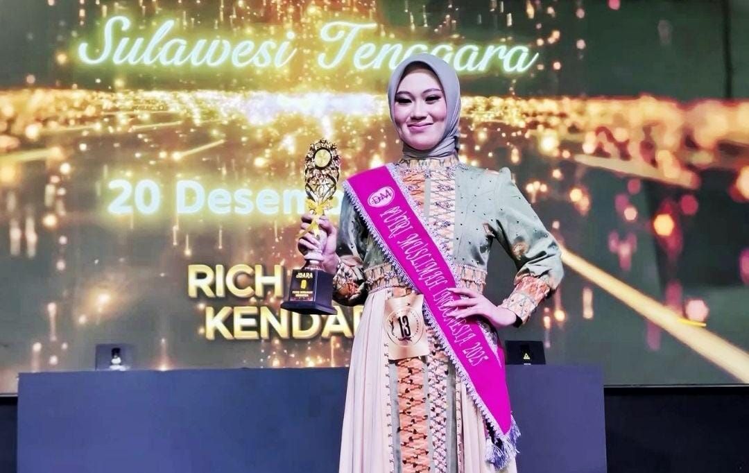 Mahasiswi STIE 66 Kendari Raih Mahkota Putri Muslimah Indonesia 2025