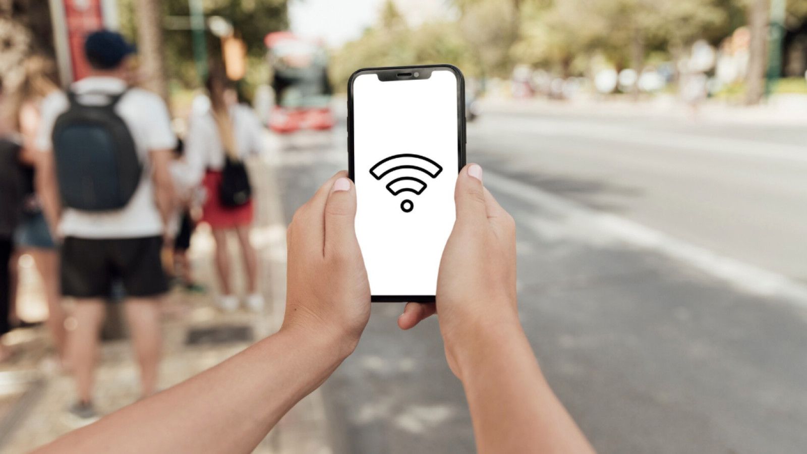 Bahaya Tersembunyi Menggunakan WiFi Publik Tanpa Perlindungan