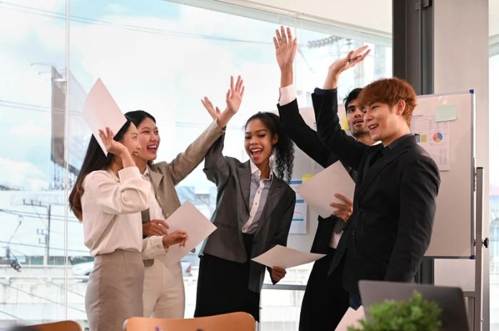 7 Mindset Stop & Start yang Wajib Dimiliki agar 2026 Kamu Naik Level