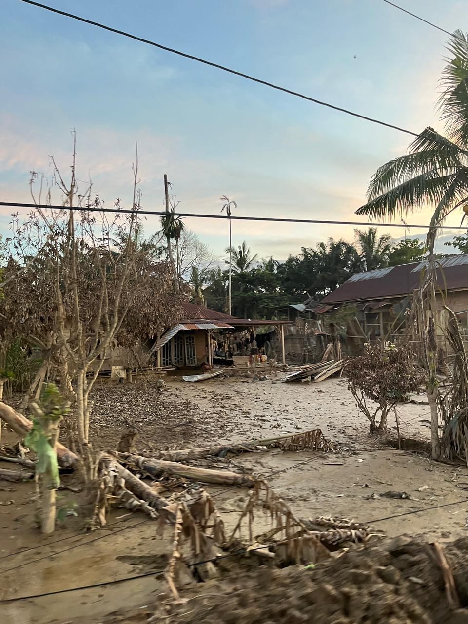 Ketahanan Sosial Masyarakat Pasca Banjir Surut dan Tahapan Pemulihan Ekonomi di Wilayah Bencana