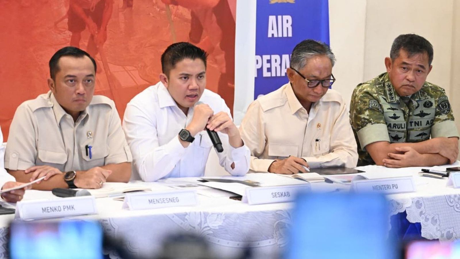 Teddy Indra Wijaya: Helikopter Pribadi Prabowo Bantu Penanganan Bencana Aceh