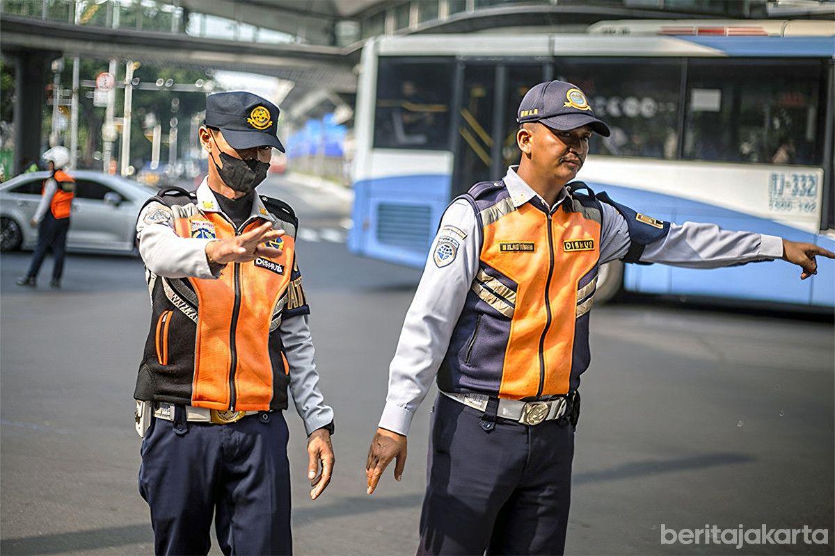 116 Personel Sudinhub Jaksel Dikerahkan Atur Lalin Malam Tahun Baru 2026