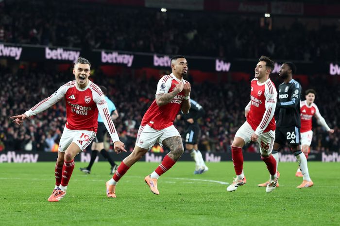 Arsenal Tutup Tahun 2025 dengan Kemenangan Telak atas Aston Villa