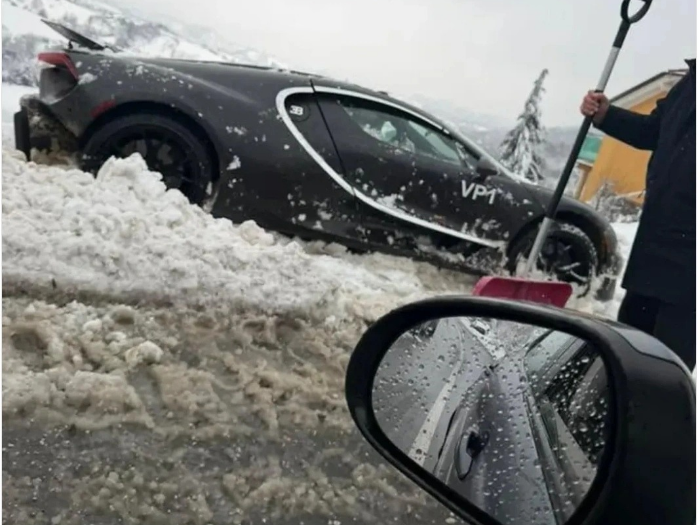 Bugatti Tourbillon Rp78 Miliar Sengaja Dikubur Salju, Ternyata Alasannya Gak Main-Main