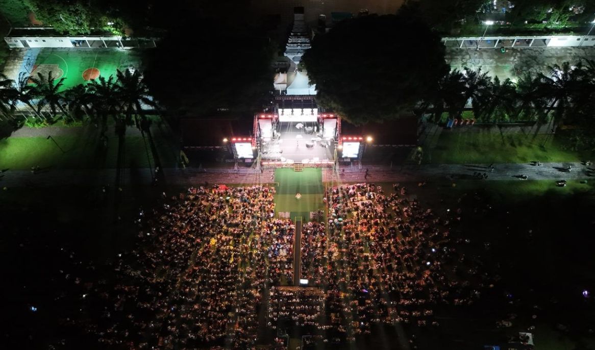 Dari Taman Blambangan, Banyuwangi Mengetuk Pintu Langit Sambut 2026