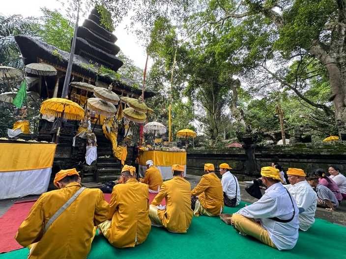 Tumpak Krulut & Purnama Kepitu: Tentang Rasa, Empati dan Kesadaran Diri