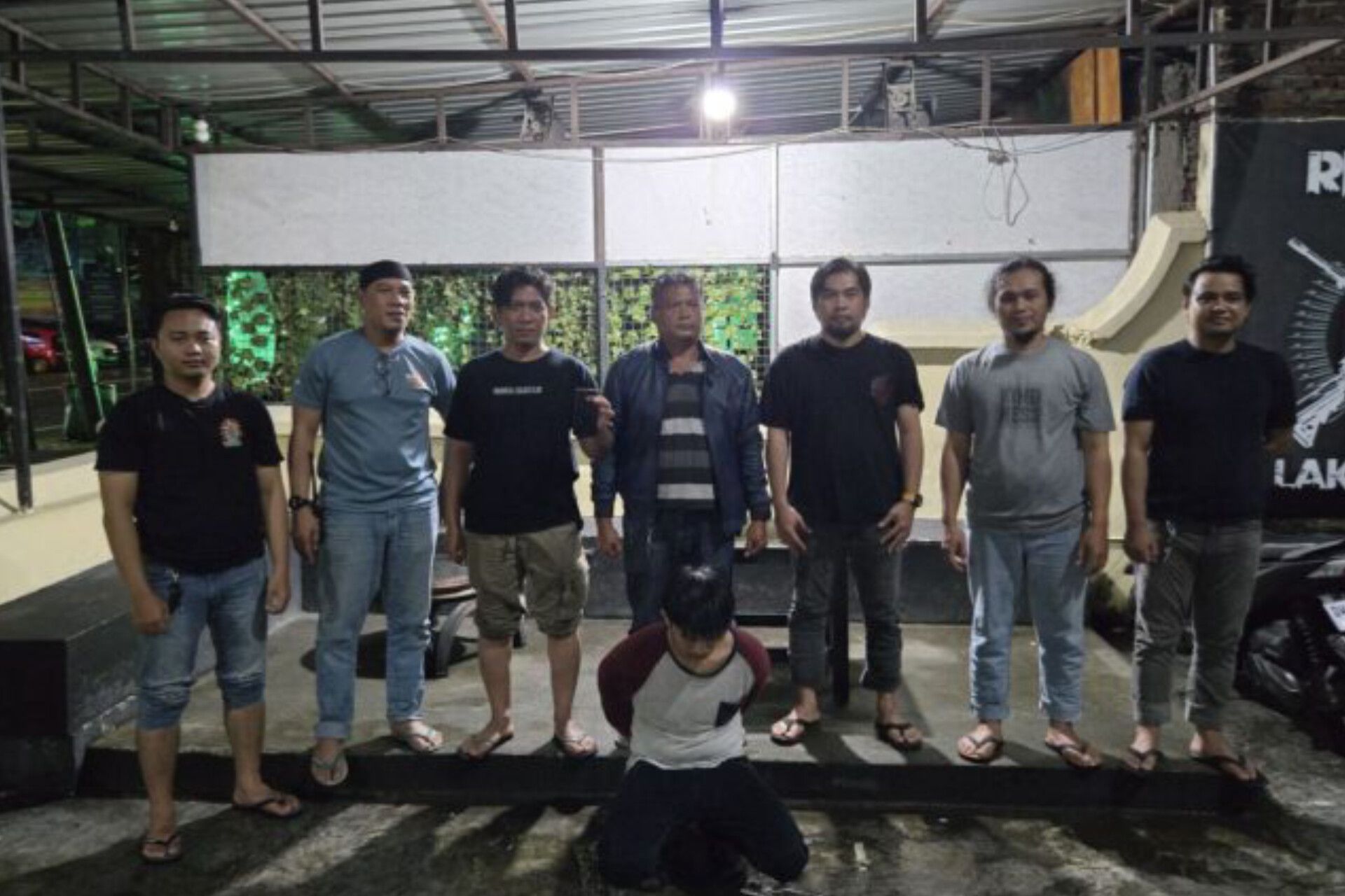 Pesan Taksi Online ke Bandara, 2 Pria Rampok dan Aniaya Sopir di Makassar