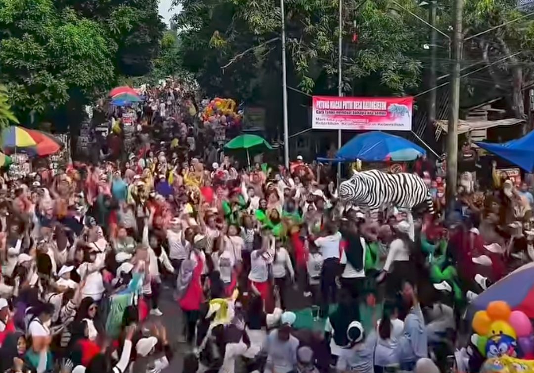 Minggu Pagi di Patung Macan Putih Berubah Jadi Car Free Day Dadakan