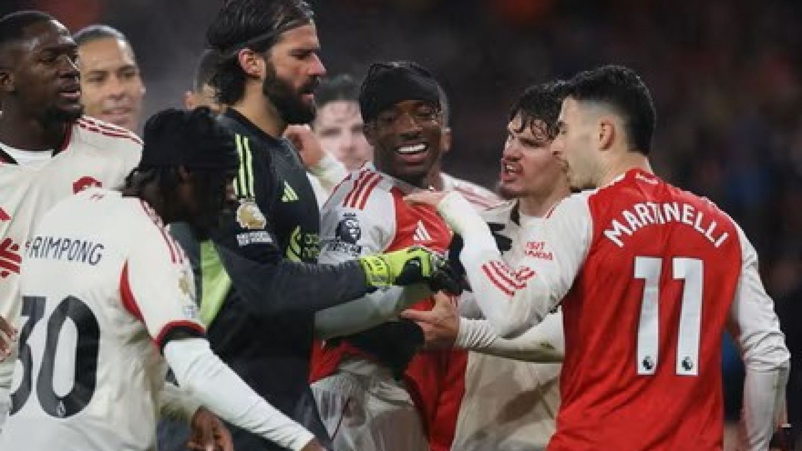 Gabriel Martinelli di Bawah Sorotan: Insiden Kontroversial di Laga Arsenal vs Liverpool