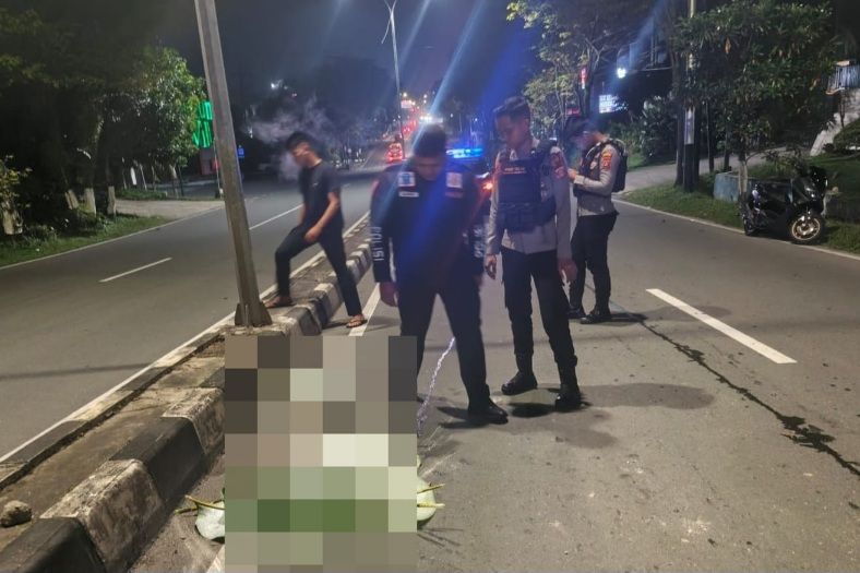 Nahas! Pengaruh Miras, Pemotor Asal Lamongan Tewas Usai Kecelakaan Tunggal di Balikpapan