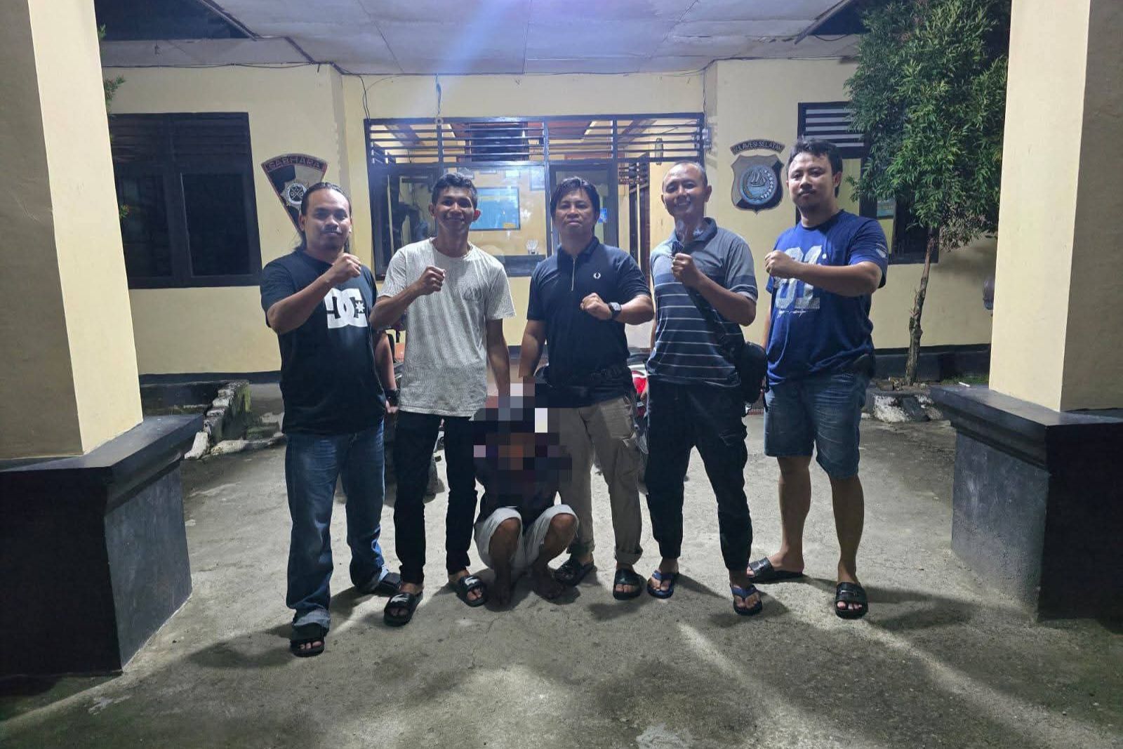 Viral Pria Bobol Kotak Amal Masjid di Luwu, Uang Curian Dipakai Judi Online