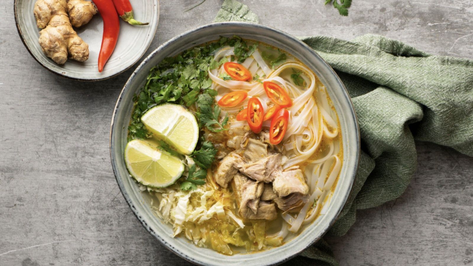 Makanan Hangat yang Menghangatkan di Musim Hujan