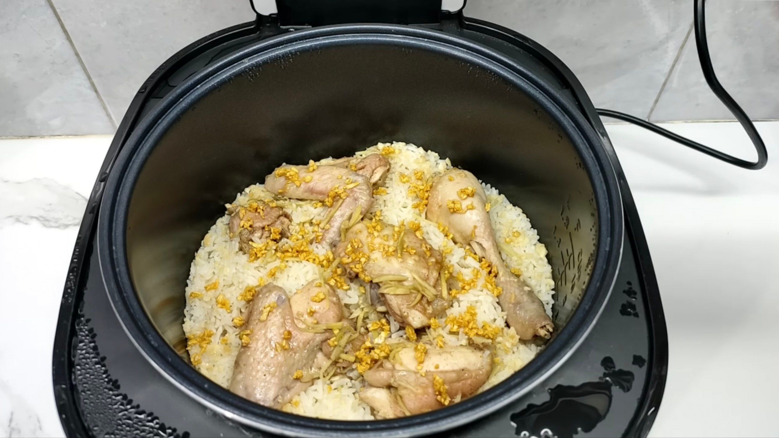 Resep Nasi Ayam Hainan Rice Cooker yang Enak dan Mudah Dibuat