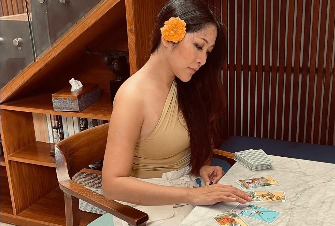 Makna dan Filosofi Tarot: Membaca Pola dan Kemungkinan, Bukan Meramal atau Membaca Takdir