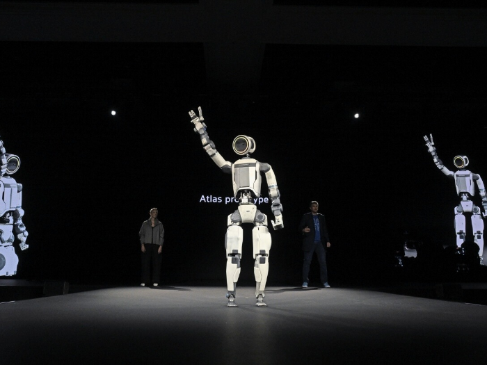 Hyundai Pamer Strategi AI Robotics di CES 2026, Robot Jadi Partner Manusia